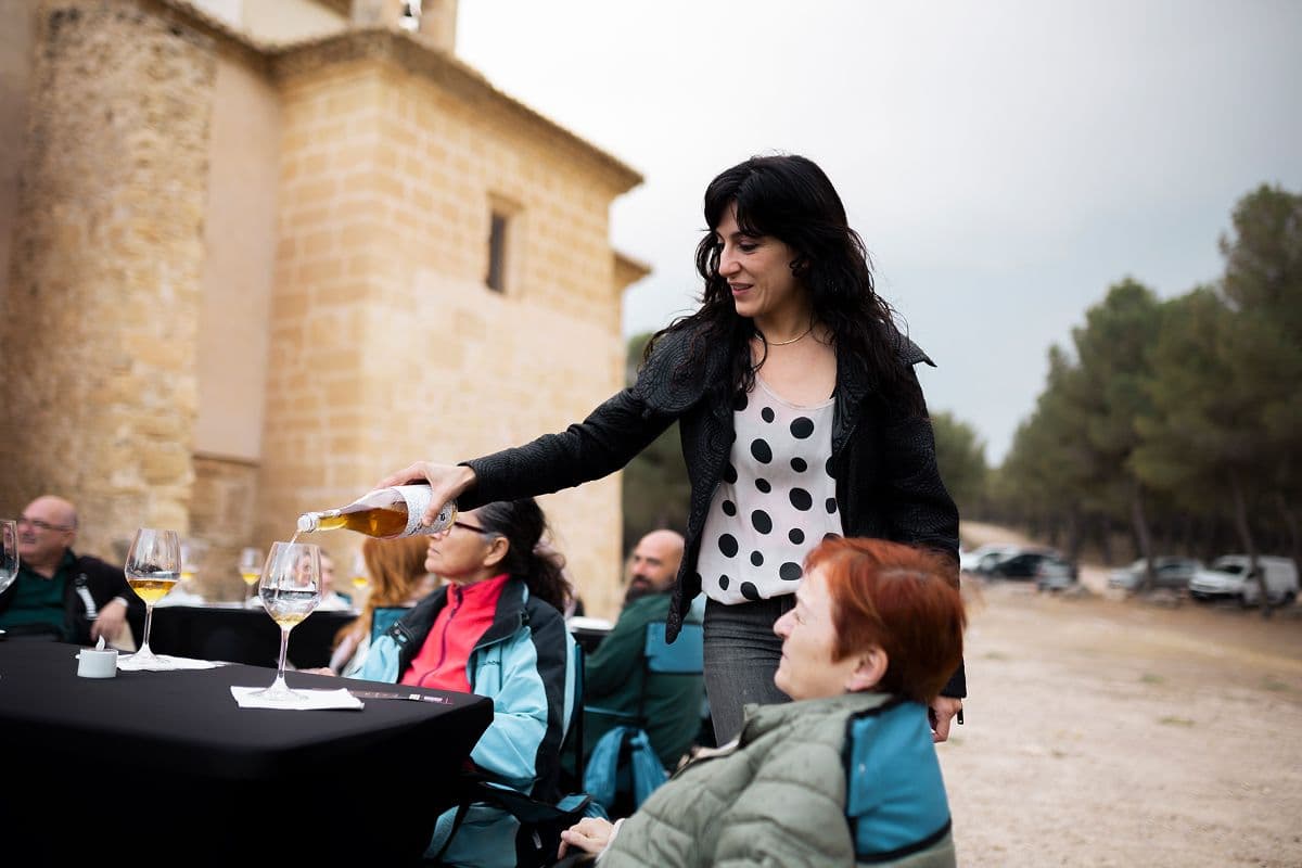 Cata de vinos artesanales en Bullas con Julia Casado