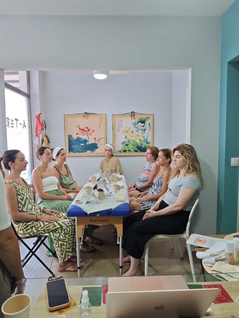 Yoga facial en Cartagena para relajar y tonificar tu piel